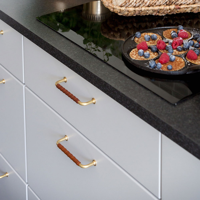 Handtag 1353 i vackert kök från Härjedalskök