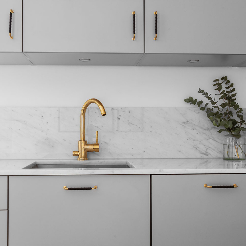 Handtag 1353 i vackert projekt från Bokonsulterna