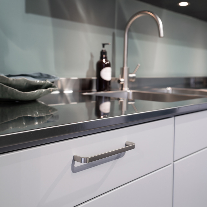 Handtag Grace - 160mm - Rostfri look