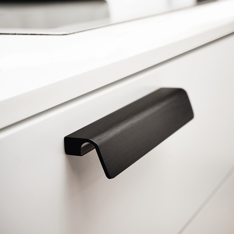 Handtag Fringe - 160mm - Rostfri look