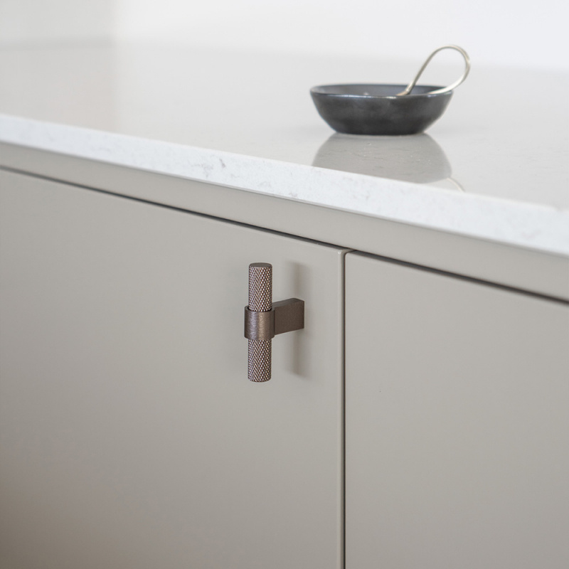 Knopp T Helix - Mörk brons