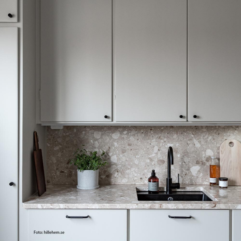 Knopp Helix - 20mm - Mattsvart