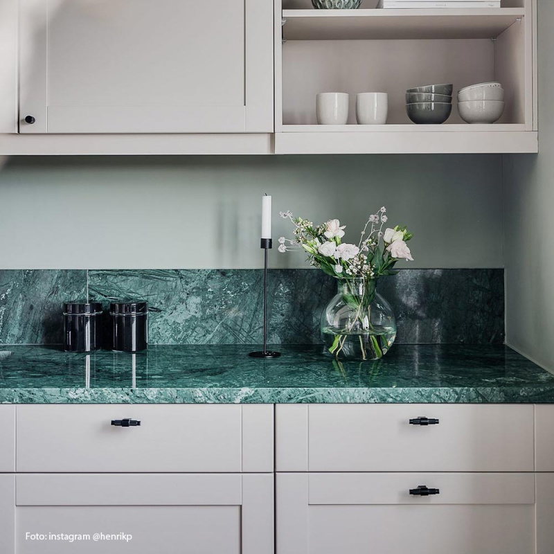 Knopp Pitch Mattsvart