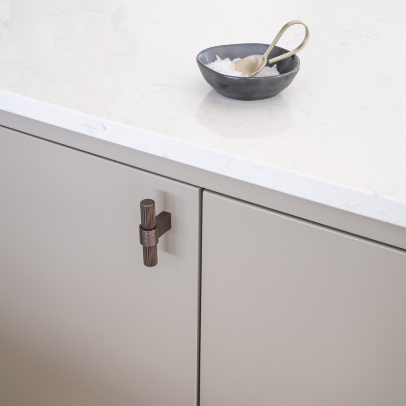 Knopp T Helix Stripe - Mörk brons