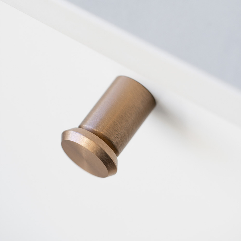 Knopp Fase - 23mm - Mörk borstad mässing