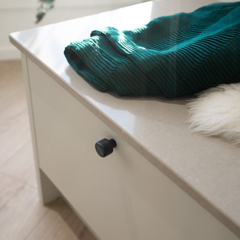 Knopp Esther - 28mm - Mattsvart