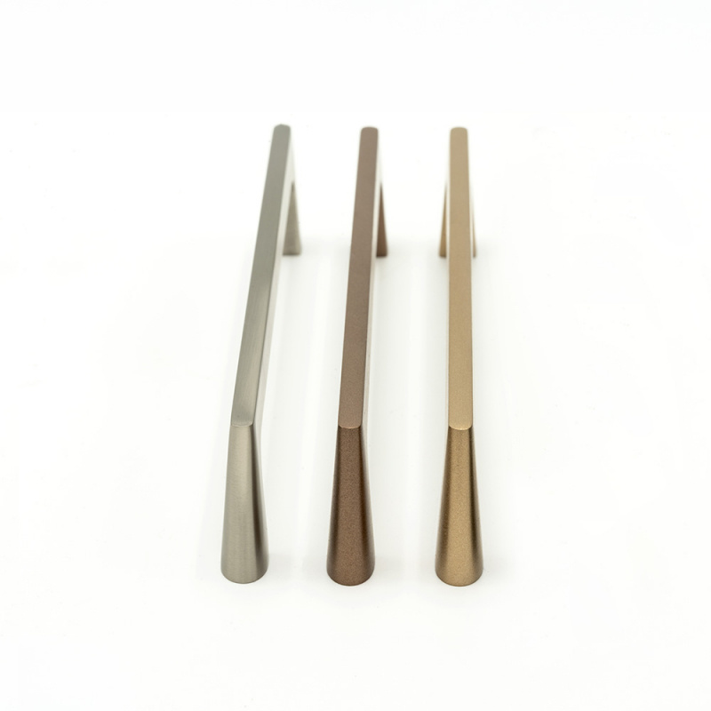 Handtag Liv - 160mm - Borstad brons