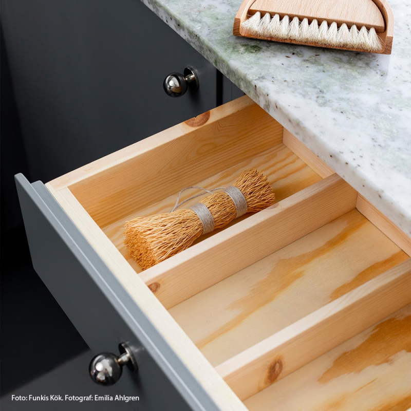 Knopp Solliden - 25mm - Förnicklad