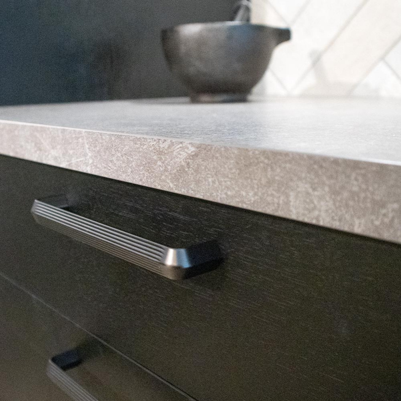 Handtag Lines - 160mm - Mattborstad antracit