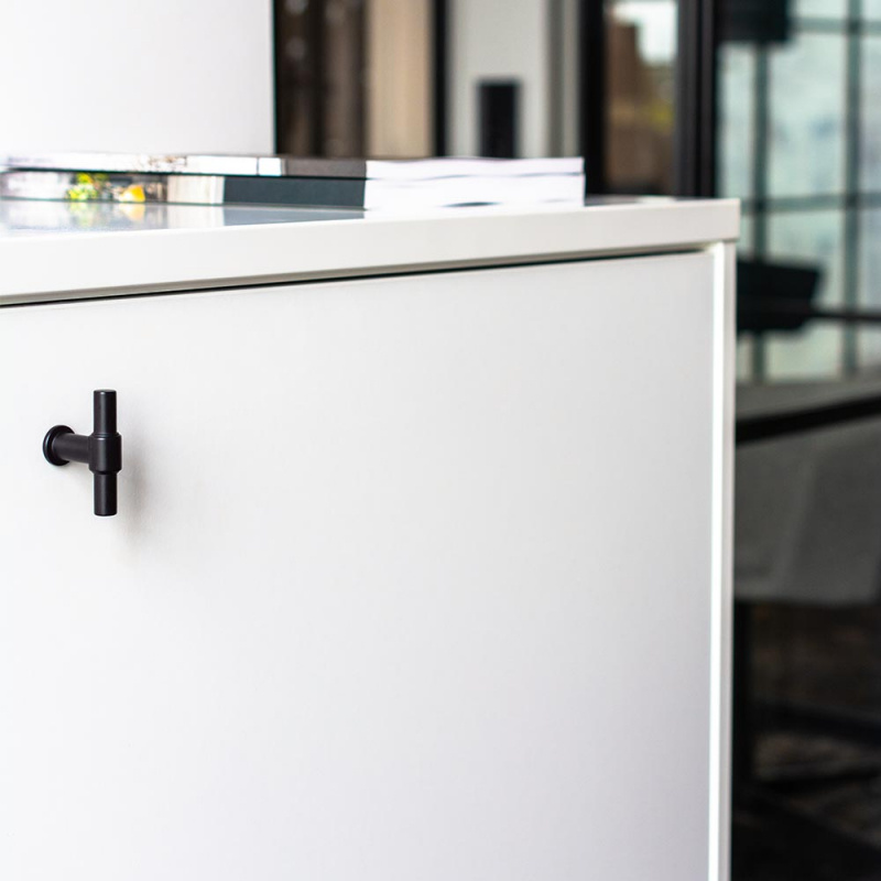 Knopp T-type - Mattsvart