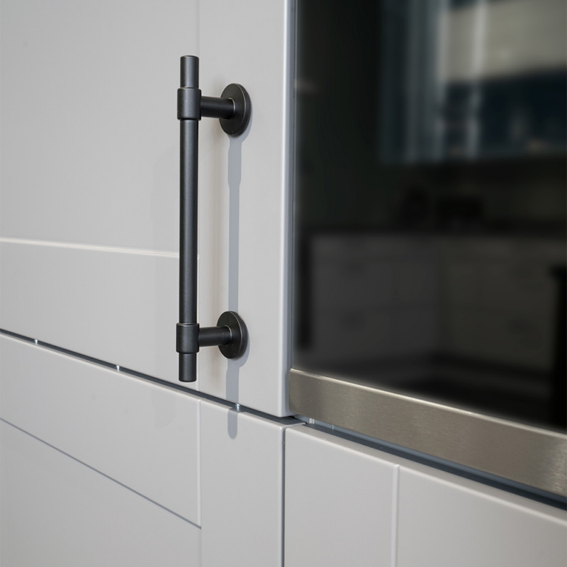 Handtag Uniform - 128mm - Mattsvart