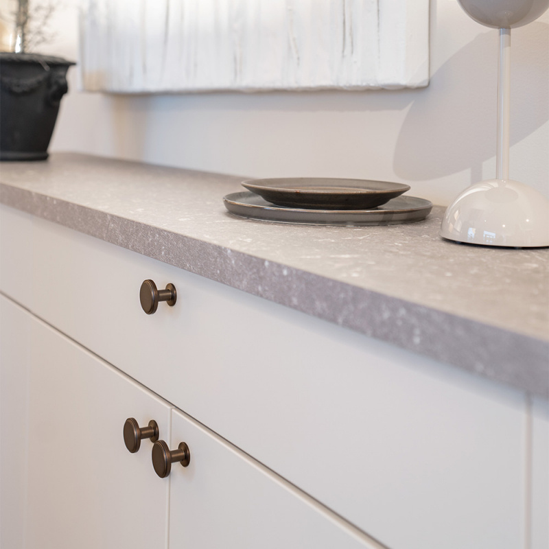 Knopp Uno - 30mm - Brunerad mässing