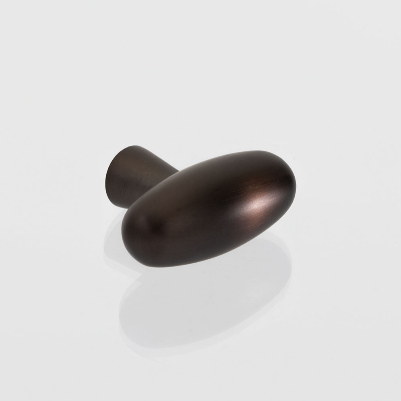 Knopp T Oliver - Brunerad mässing