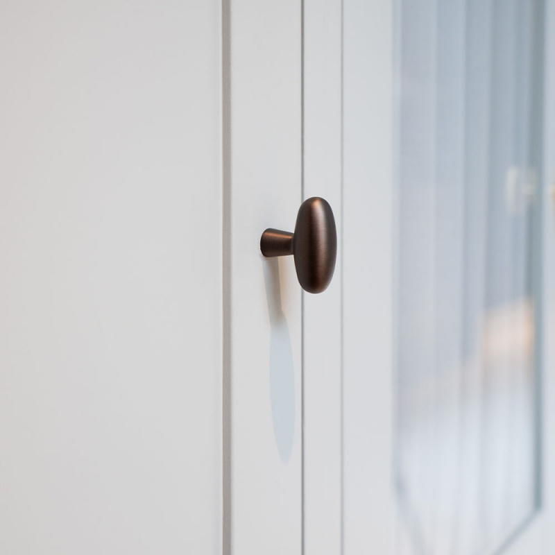 Knopp T Oliver - Brunerad mässing