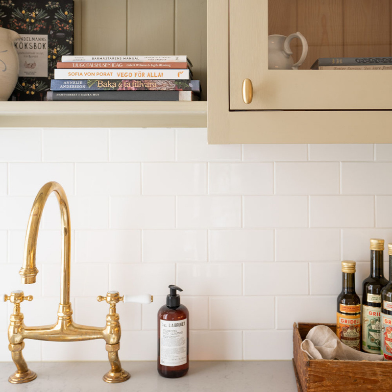 Knopp T Oliver - Borstad mässing