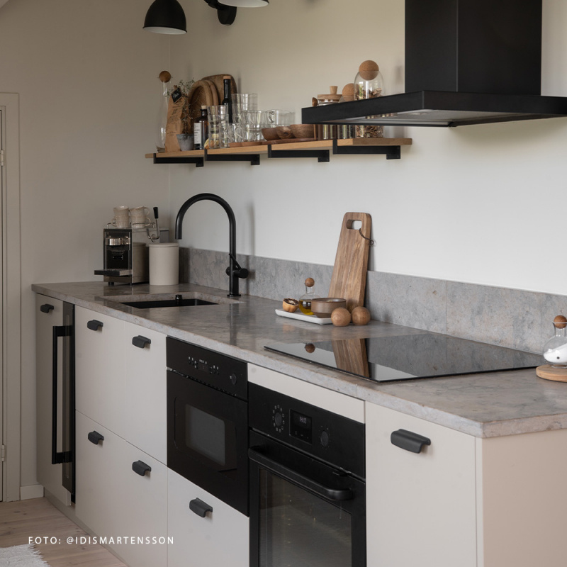 Handtag Art - 96mm - Gjutjärn svart