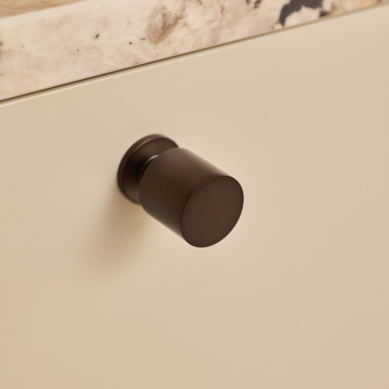 Knopp Solo - 21mm - Brunerad mässing