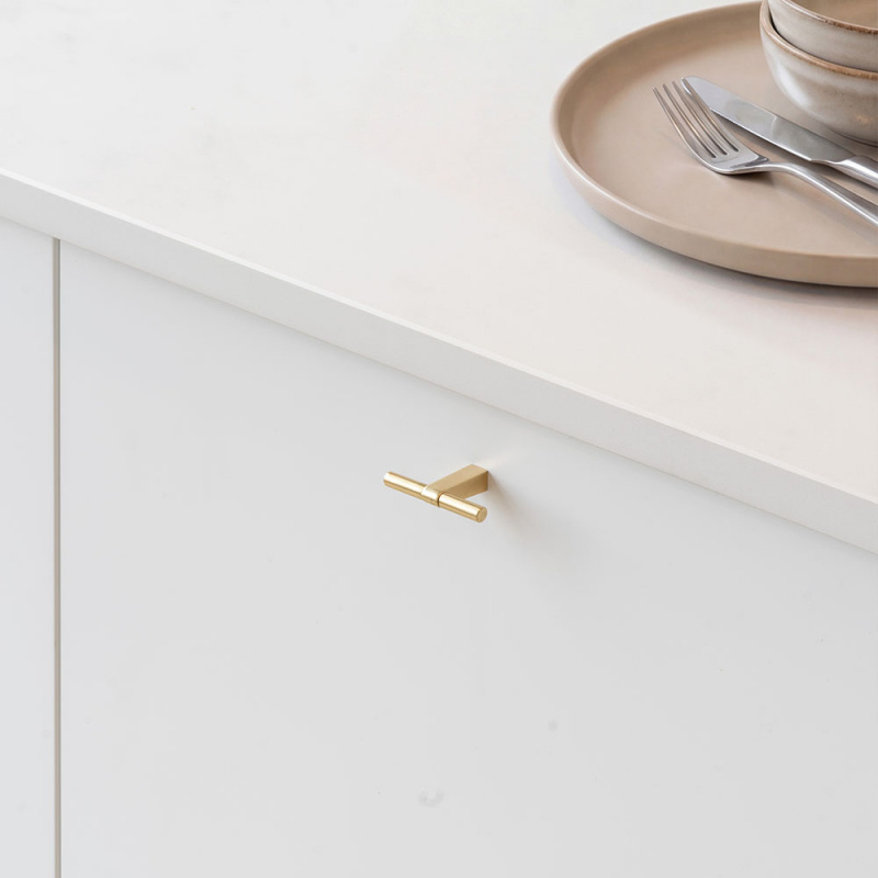 Knopp T Petit - Polerad mässing