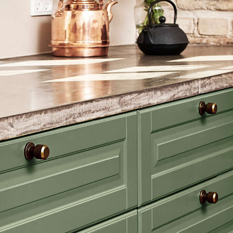 Knopp Manor Round - Antik mässing