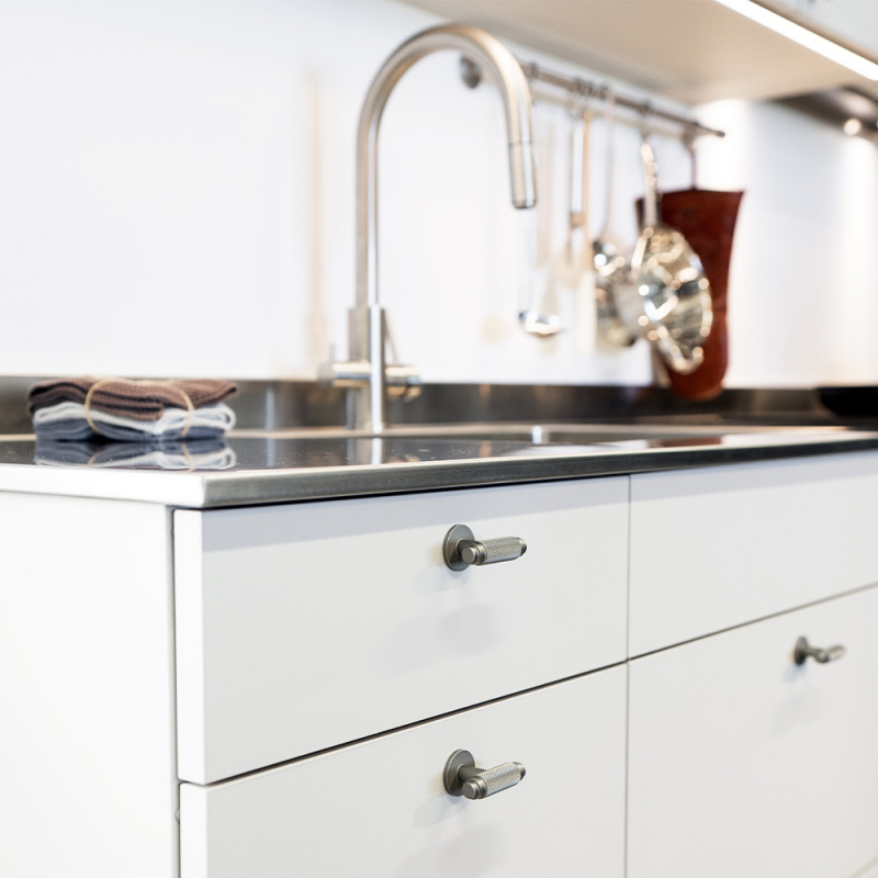 Knopp T Riff - Rostfri look