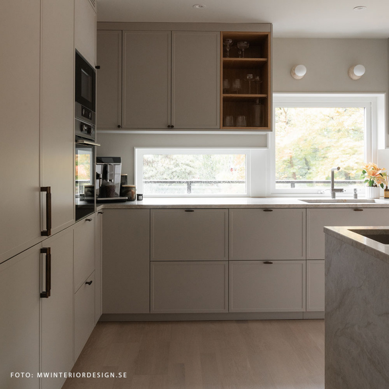 Knopp T Arpa - Antik mässing