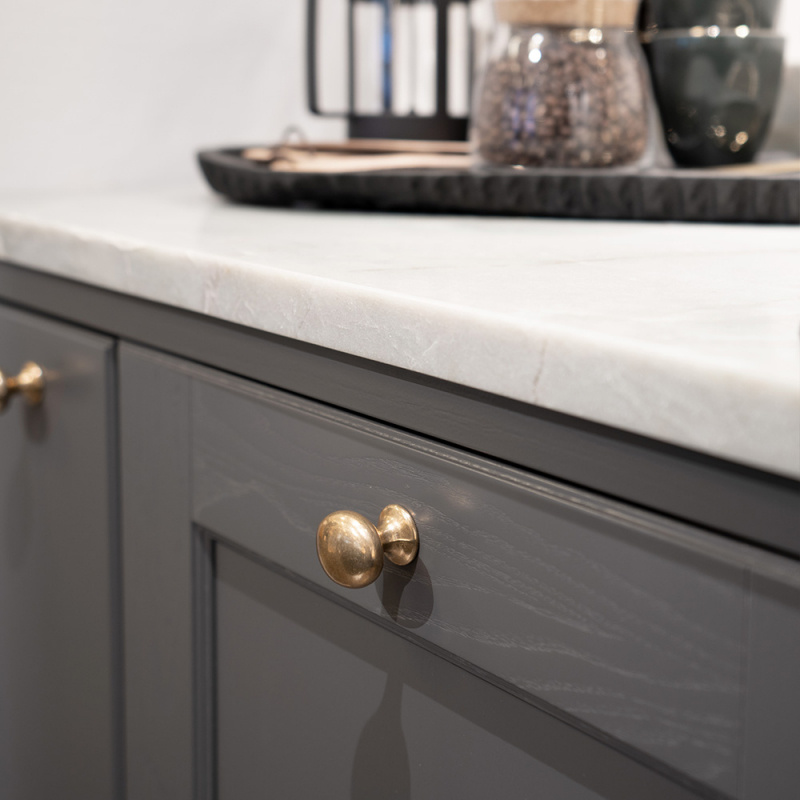 Knopp 401 - 40mm - Mässing matt