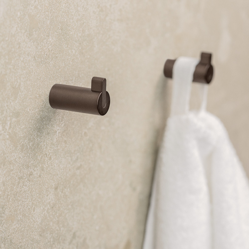 Flow - Enkelkrok - Brunerad mässing