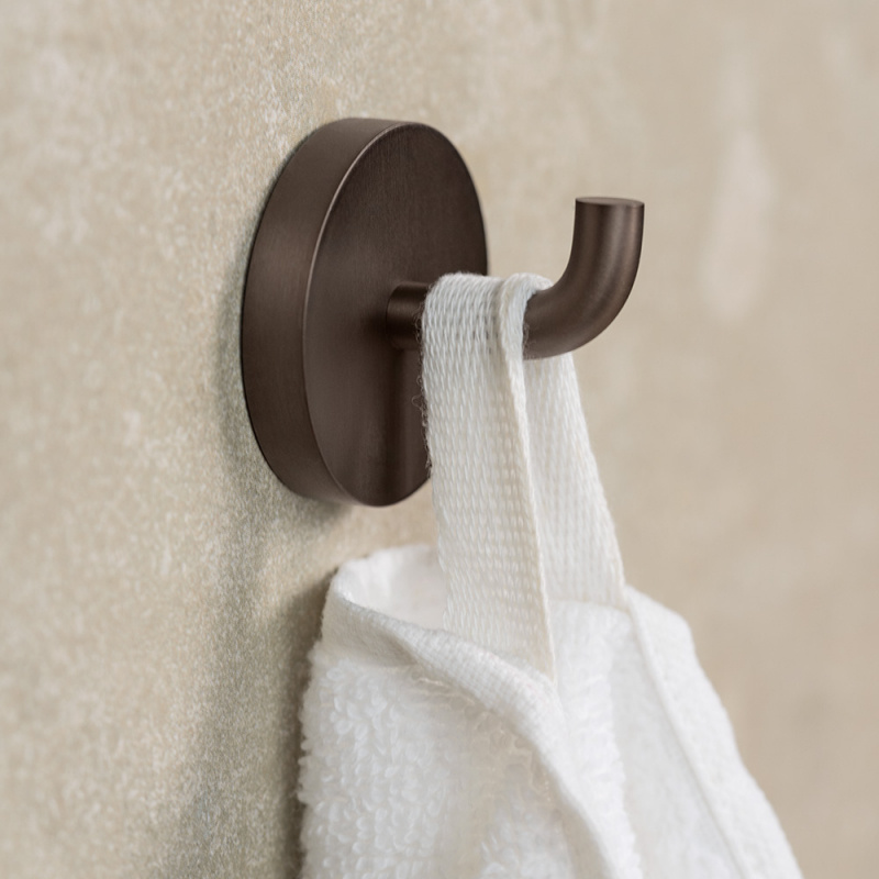 Calm - Enkelkrok - Brunerad mässing