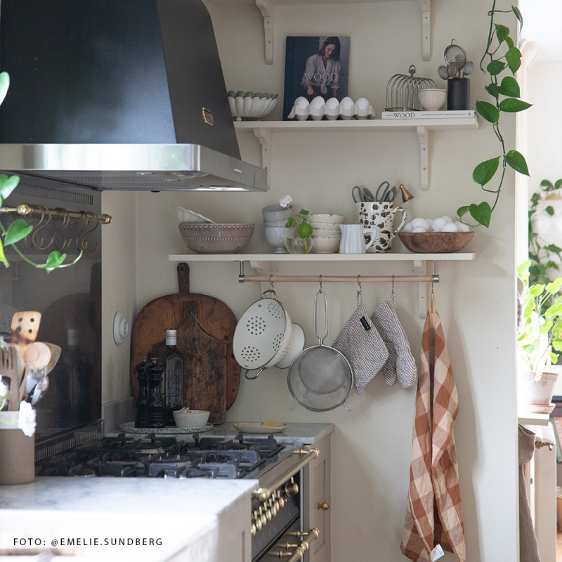 Köksreling Aveny - 600mm - Komplett - Ek/Borstad rostfritt