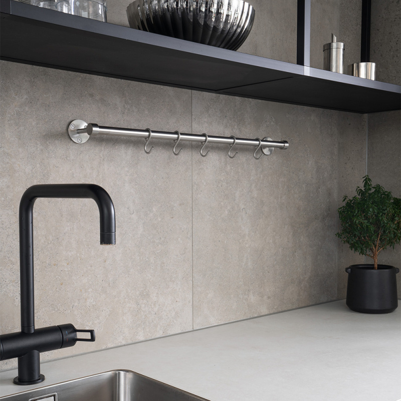 Köksreling Aveny - 600mm - Komplett - Borstad rostfritt