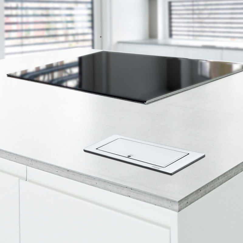 Powerbox Backflip - Eluttag och USB-C - Rostfri look