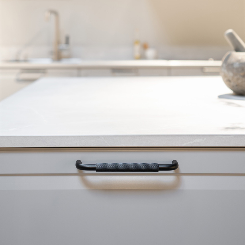 Handtag Helix - Mattsvart