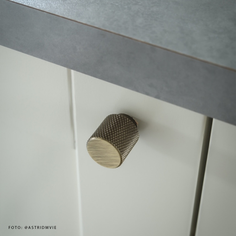 Knopp Helix - Antik Brons