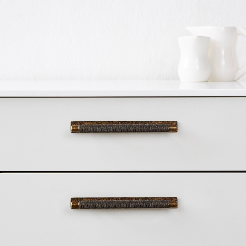 Handtag Manor - Bricka - Antik mässing