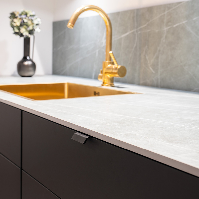 Profilhandtag Side - Mattsvart