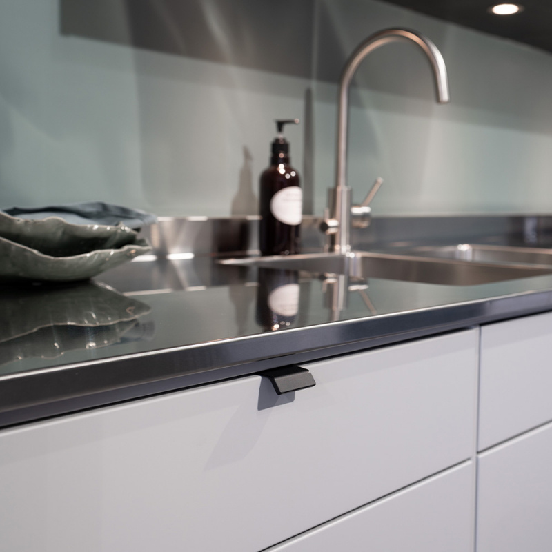 Profilhandtag Side - Mattsvart