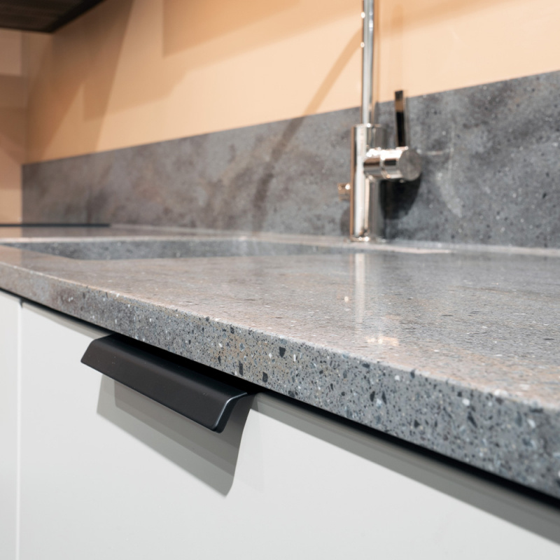 Profilhandtag Side - Mattsvart