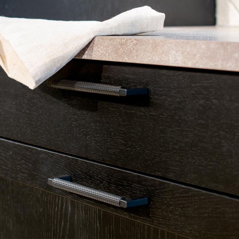 Handtag Track Mattsvart